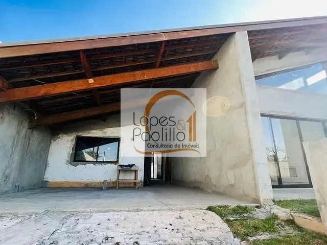 Casa com 1243m² 4 quartos e 8 banheiros, à venda, no bairro Jardim Siriema em Atibaia