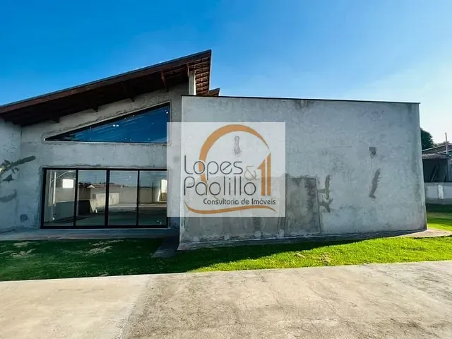 Casa com 1243m² 4 quartos e 8 banheiros, à venda, no bairro Jardim Siriema em Atibaia