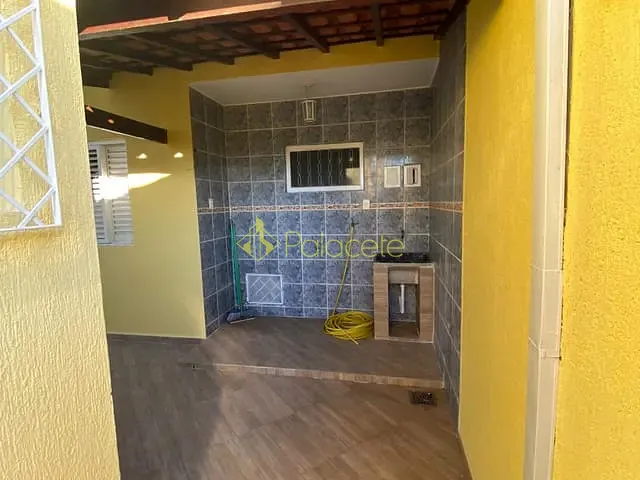 Casa com 300m² 4 quartos e 4 banheiros, à venda, no bairro Residencial Campo Belo em Pindamonhangaba