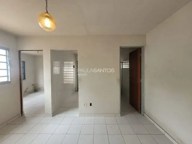 Casa com 200m² 1 quarto e 1 banheiro, à venda, no bairro Jardim Maria Eugênia em Sorocaba