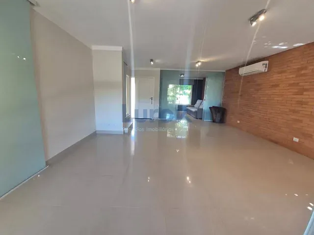 Casa com 320m² 3 quartos e 4 banheiros, à venda, no bairro Ortizes em Valinhos