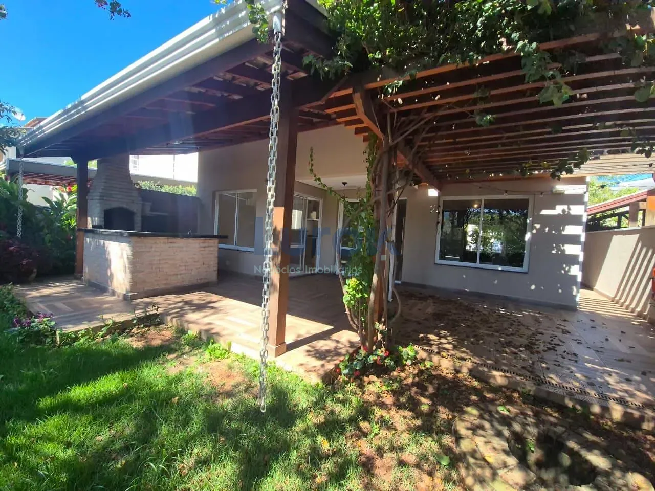 Casa, 3 quartos, 209 m² - Foto 23