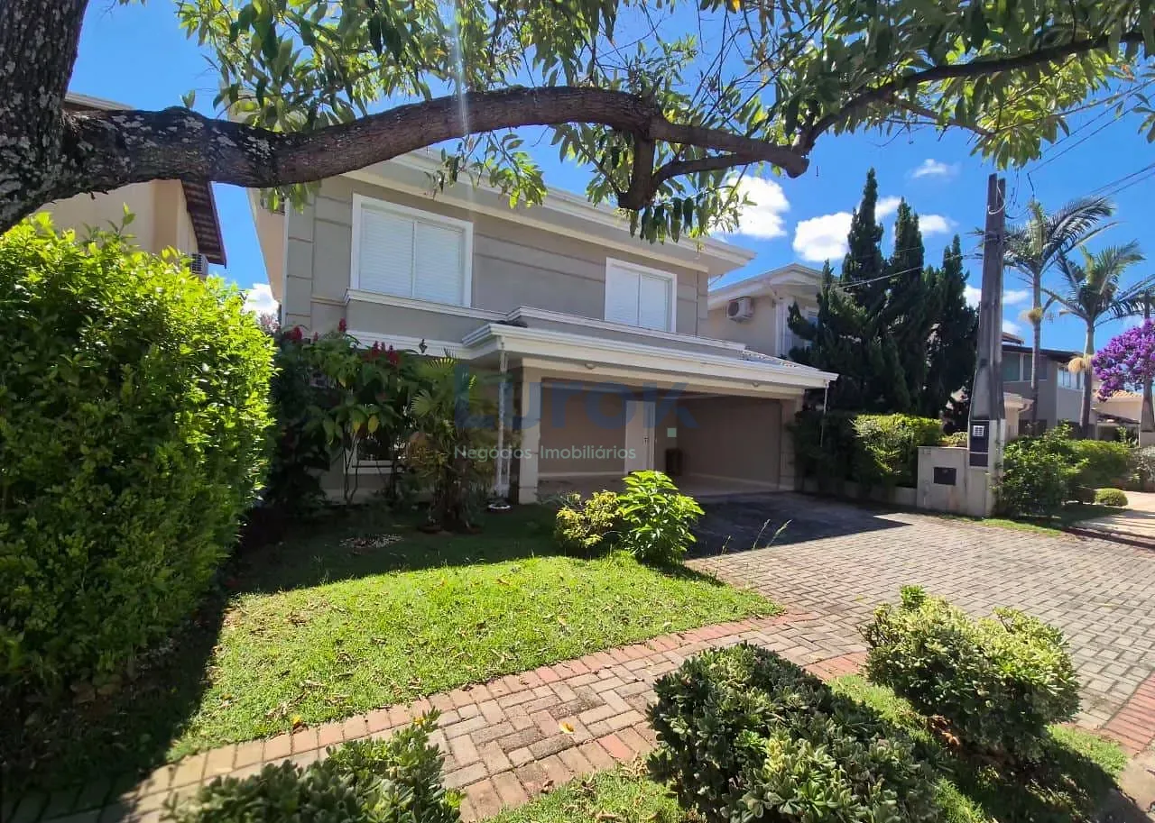 Casa, 3 quartos, 209 m² - Foto 1