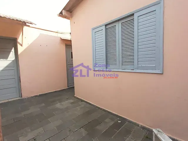 Casa com 80m² 2 quartos e 1 banheiro, para alugar, no bairro Vila Santa Isabel em São Paulo