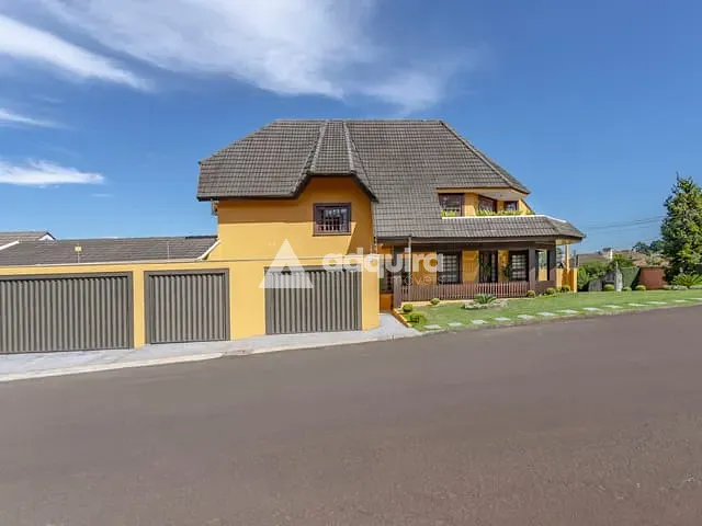 Casa com 594m² 4 quartos e 3 banheiros, à venda, no bairro Estrela em Ponta Grossa