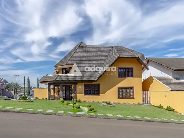Casa com 594m² 4 quartos e 3 banheiros, à venda, no bairro Estrela em Ponta Grossa