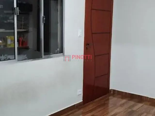 Casa 2 quartos e 2 banheiros, à venda, no bairro Parque São José em São Bernardo do Campo