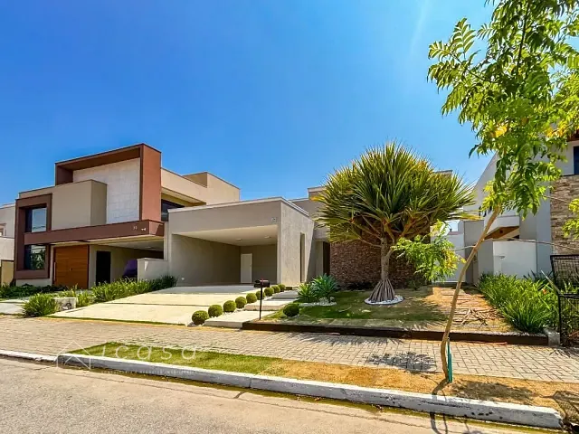 Casa com 450m² 3 quartos e 5 banheiros, à venda, no bairro Jardim do Golfe em São José dos Campos