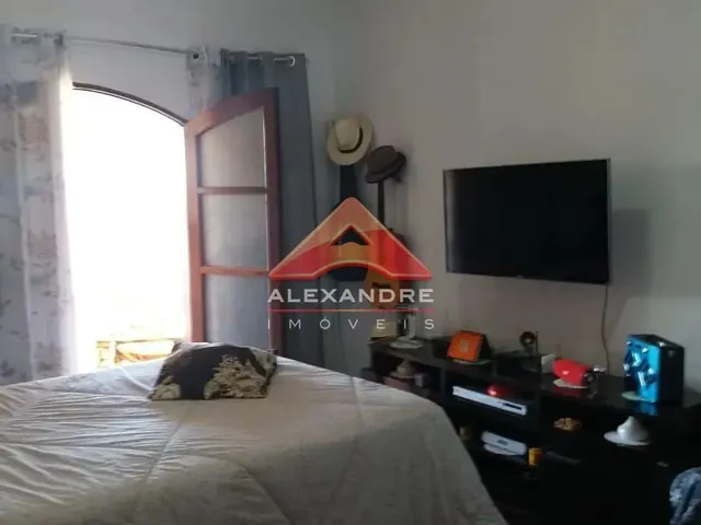 Casa com 168m² 3 quartos e 2 banheiros, à venda, no bairro Vila Tesouro em São José Dos Campos