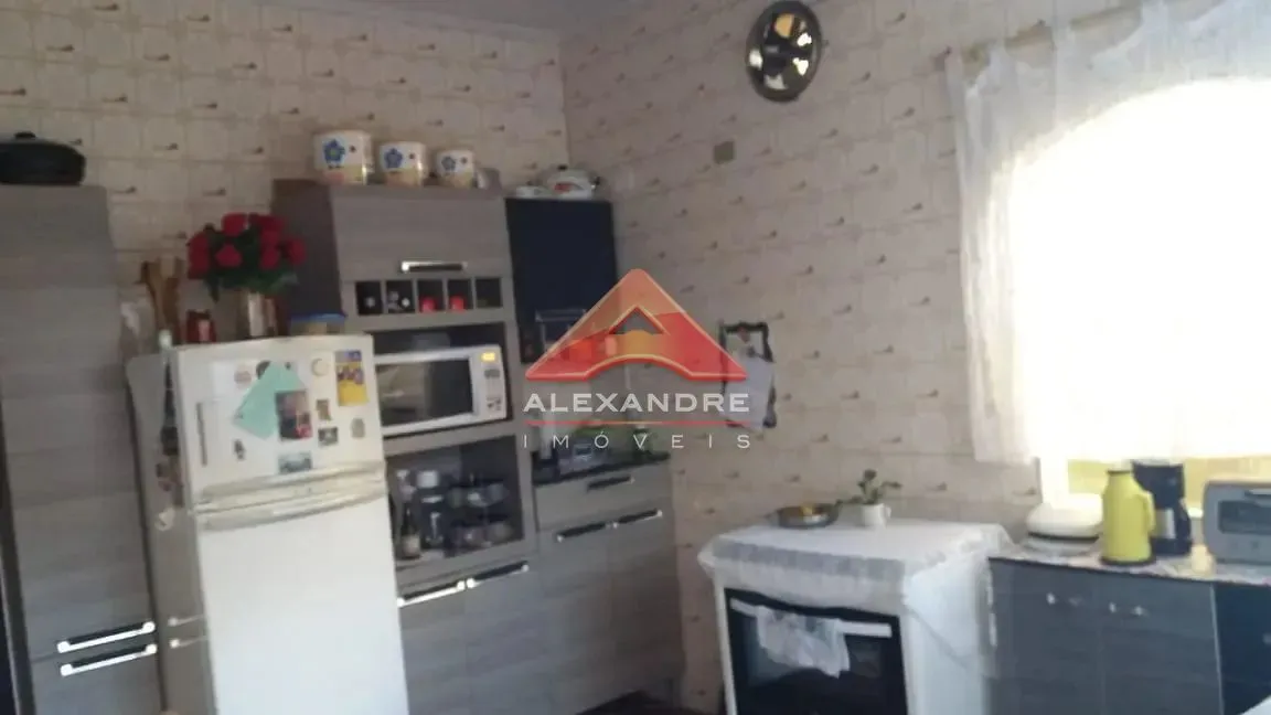 Casa, 3 quartos, 168 m² - Foto 5
