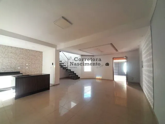 Casa com 160m² 4 quartos e 1 banheiro, à venda, no bairro Loteamento Villa Branca em Jacareí