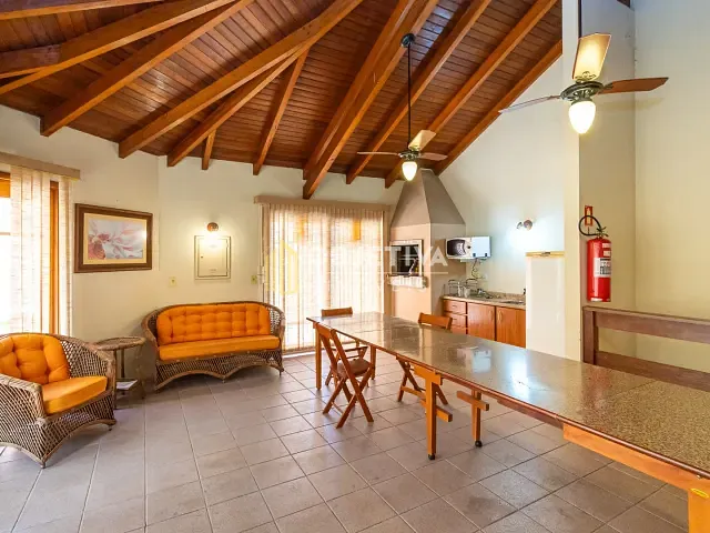 Casa com 187m² 3 quartos e 2 banheiros, à venda, no bairro Espírito Santo em Porto Alegre