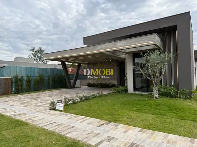 Casa com 604m² 3 quartos e 2 banheiros, à venda, no bairro Morada Gaúcha em Gravataí
