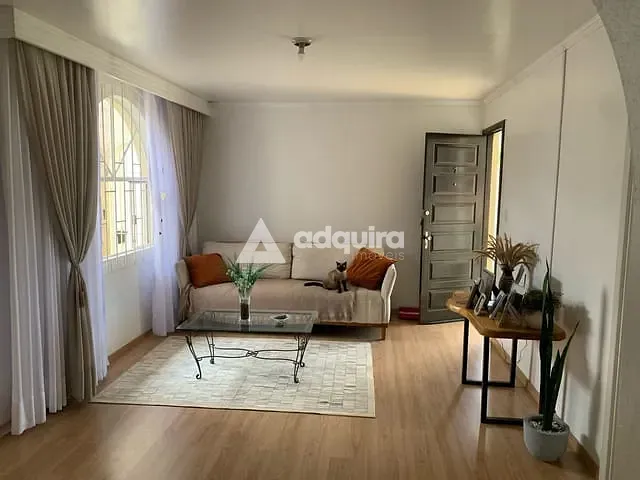 Casa 3 quartos e 3 banheiros, à venda, no bairro Jardim Carvalho em Ponta Grossa