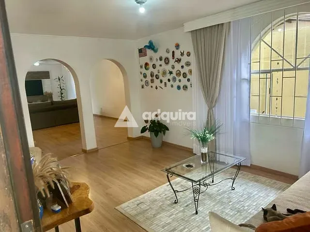 Casa 3 quartos e 3 banheiros, à venda, no bairro Jardim Carvalho em Ponta Grossa