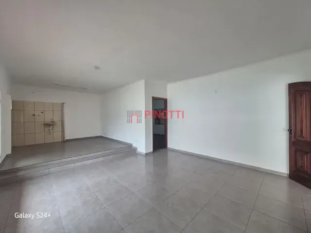 Casa 3 quartos e 5 banheiros, à venda, no bairro Baeta Neves em São Bernardo do Campo