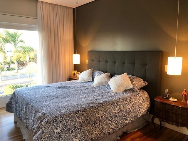Casa com 428m² 4 quartos e 6 banheiros, à venda, no bairro Cidade Tamboré em Santana de Parnaíba