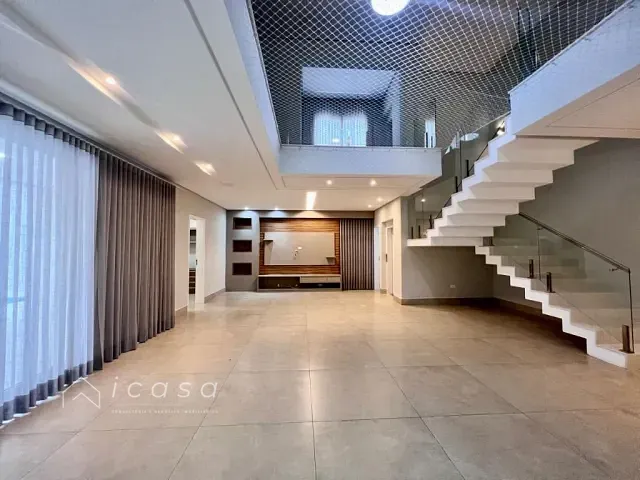 Casa com 450m² 4 quartos e 6 banheiros, à venda ou para alugar, no bairro Condomínio Residencial Montserrat em São José dos Campos