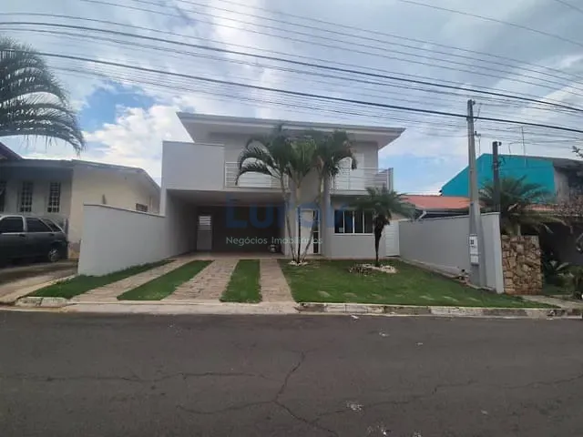 Casa com 420m² 4 quartos e 5 banheiros, para alugar, no bairro Lenheiro em Valinhos