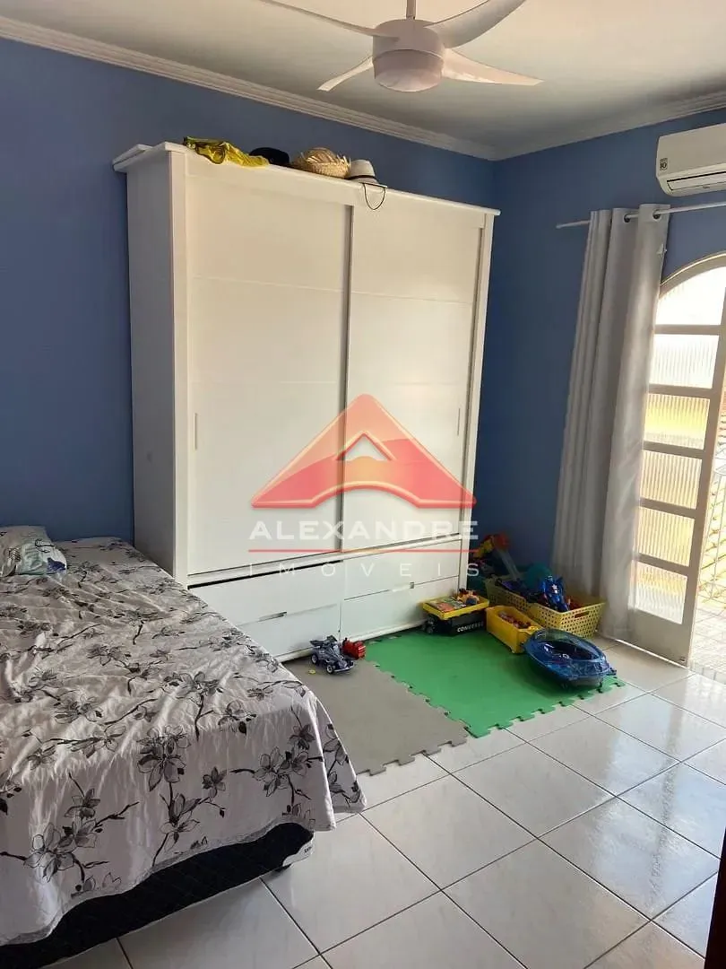 Casa, 3 quartos, 187 m² - Foto 8