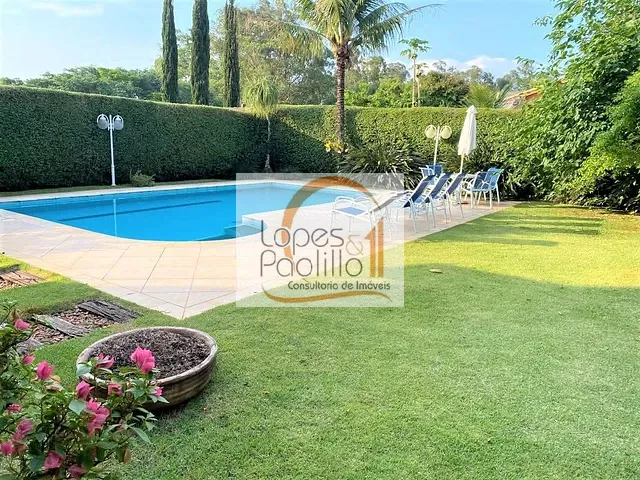 Casa com 800m² 5 quartos e 6 banheiros, à venda, no bairro Jardim Suely em Atibaia