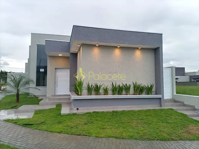 Casa com 300m² 3 quartos e 3 banheiros, à venda, no bairro Piracangaguá em Taubaté