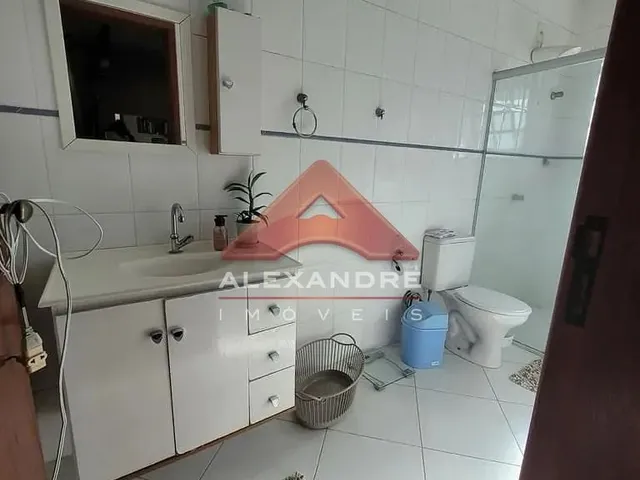 Casa com 125m² 3 quartos e 2 banheiros, à venda, no bairro Residencial Armando Moreira Righi em São José Dos Campos