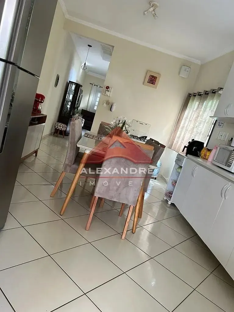 Casa, 3 quartos, 153 m² - Foto 2