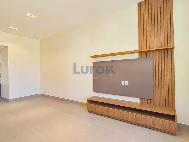 Casa com 330m² 3 quartos e 5 banheiros, para alugar, no bairro Residencial Santa Maria em Valinhos