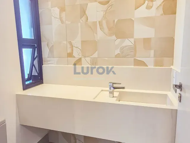Casa com 330m² 3 quartos e 5 banheiros, para alugar, no bairro Residencial Santa Maria em Valinhos