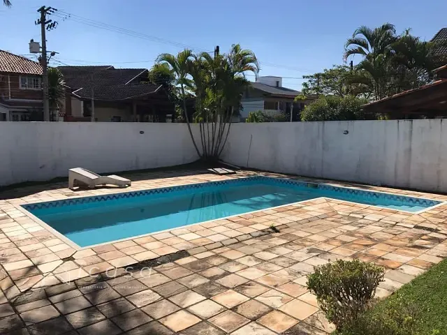 Casa com 720m² 6 quartos e 5 banheiros, à venda, no bairro Jardim das Colinas em São José dos Campos