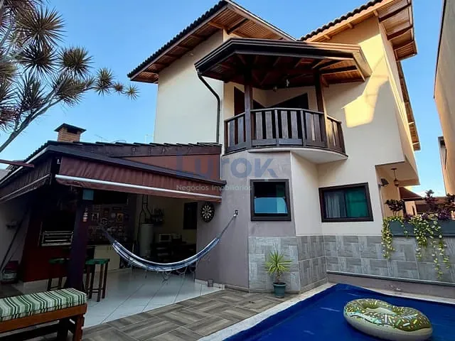 Casa com 292m² 3 quartos e 4 banheiros, à venda, no bairro Lenheiro em Valinhos