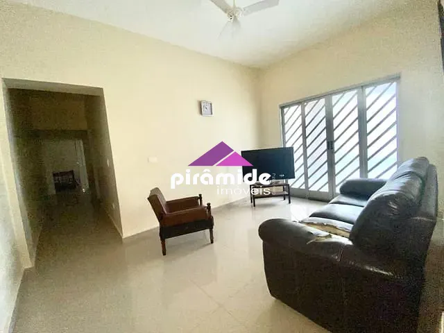 Casa com 417m² 6 quartos e 2 banheiros, à venda, no bairro Caputera em Caraguatatuba