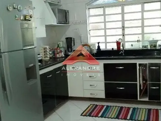 Casa com 125m² 3 quartos e 1 banheiro, à venda, no bairro Vila Industrial em São José Dos Campos