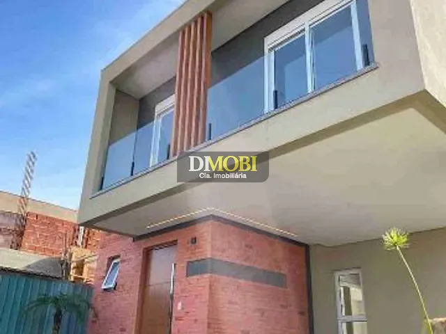 Casa com 250m² 3 quartos e 2 banheiros, à venda, no bairro Centro em Gravataí