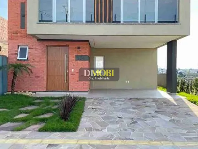 Casa com 250m² 3 quartos e 2 banheiros, à venda, no bairro Centro em Gravataí