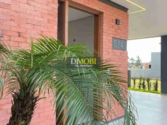 Casa com 250m² 3 quartos e 2 banheiros, à venda, no bairro Centro em Gravataí