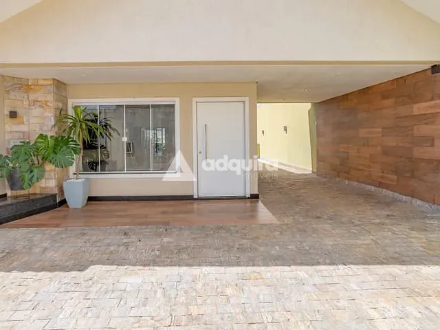 Casa com 588m² 3 quartos e 4 banheiros, à venda, no bairro Orfãs em Ponta Grossa