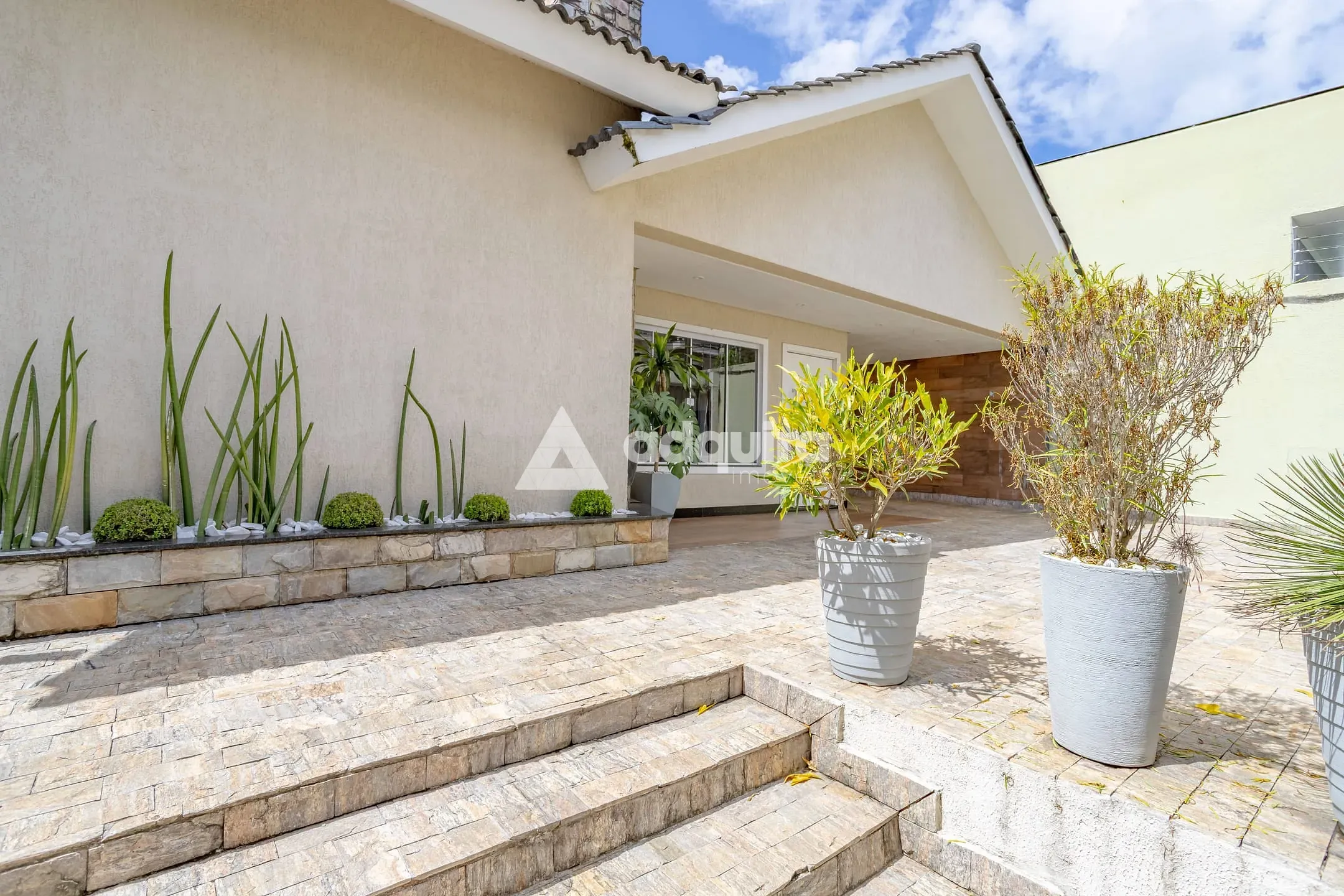 Casa, 3 quartos, 170 m² - Foto 1