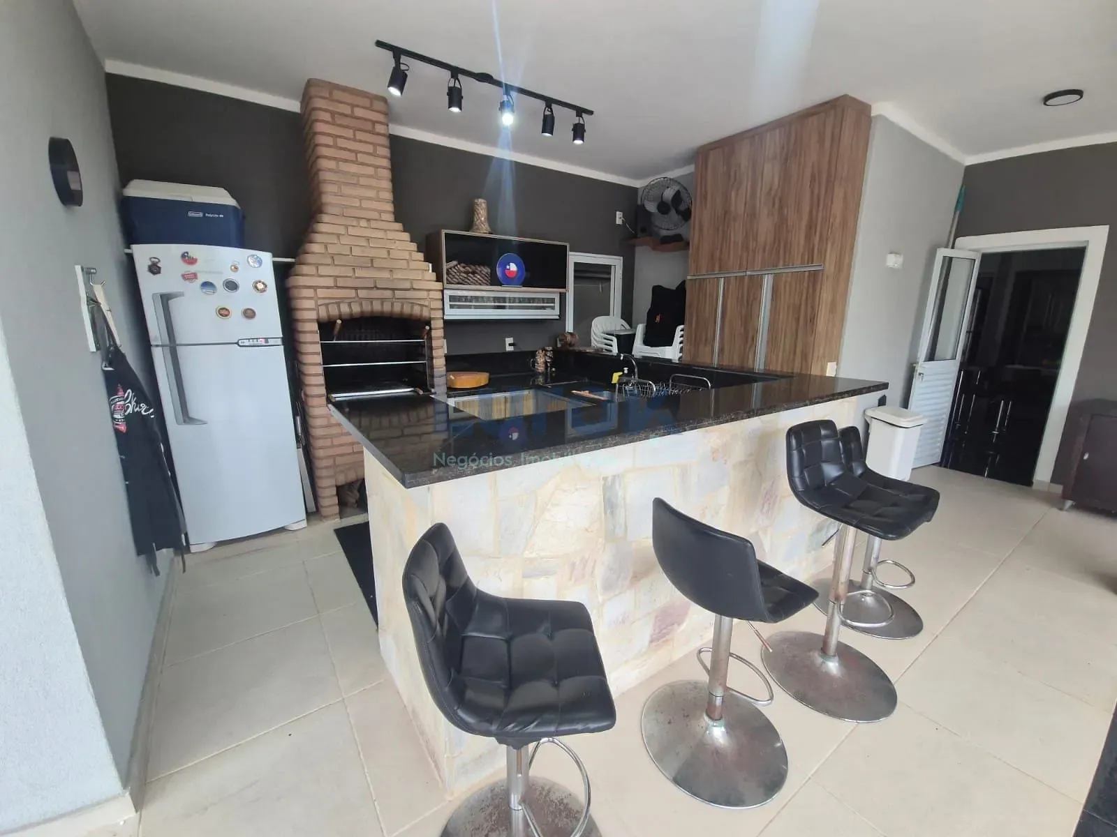 Casa, 3 quartos, 228 m² - Foto 32
