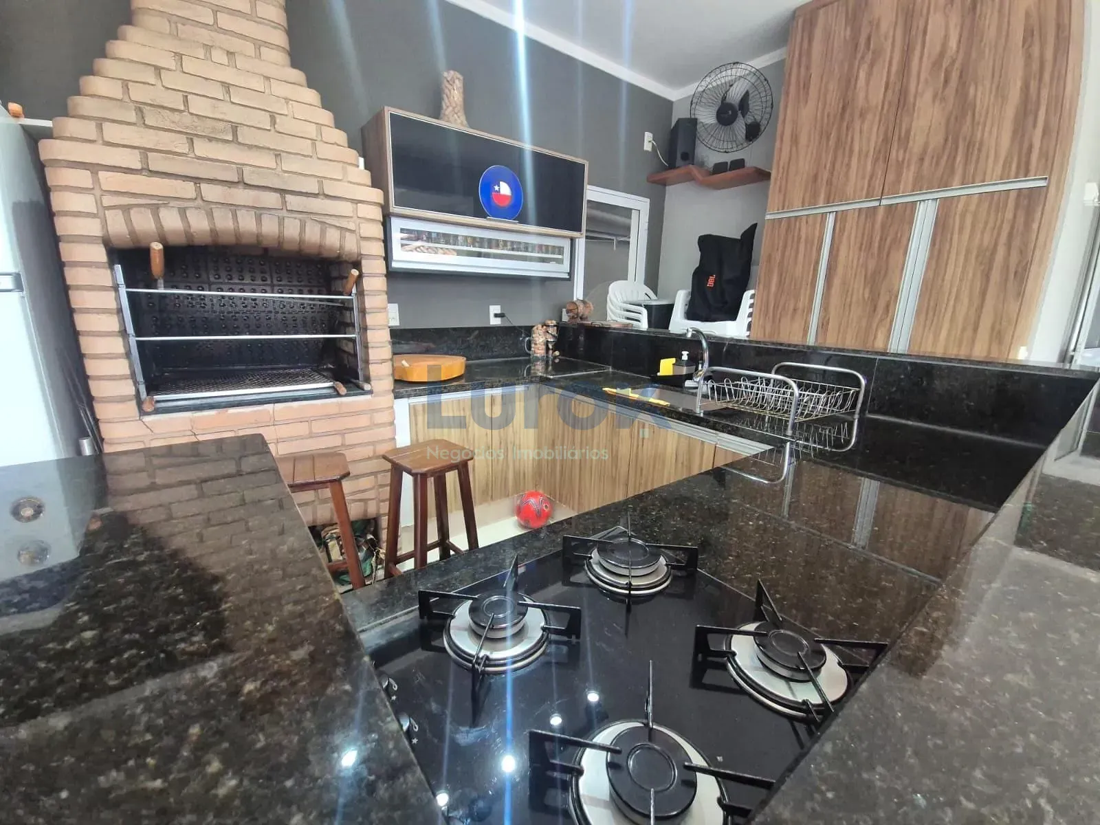 Casa, 3 quartos, 228 m² - Foto 33