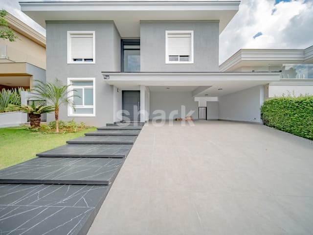 Casa com 600m² 4 quartos e 5 banheiros, para alugar, no bairro Alphaville Conde II em Barueri
