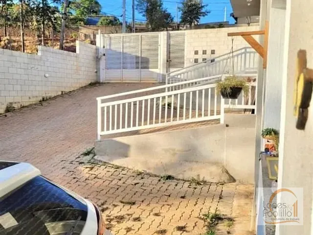 Casa com 123m² 2 quartos e 1 banheiro, à venda, no bairro Jardim Santo Antônio em Atibaia