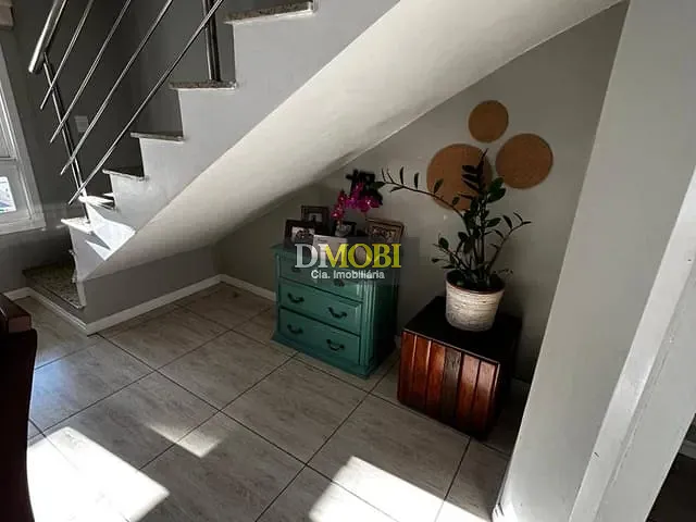 Casa com 100m² 3 quartos e 2 banheiros, para alugar, no bairro Oriço em Gravataí