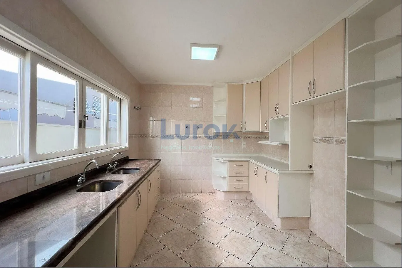 Casa, 3 quartos, 159 m² - Foto 9