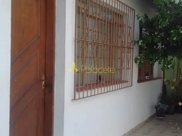 Casa com 357m² 3 quartos e 1 banheiro, à venda, no bairro Loteamento João Tamborindeguy Fernandes em Pindamonhangaba