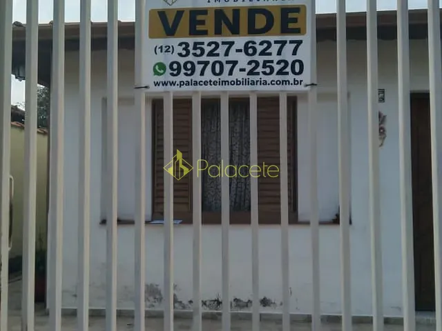 Casa com 357m² 3 quartos e 1 banheiro, à venda, no bairro Loteamento João Tamborindeguy Fernandes em Pindamonhangaba