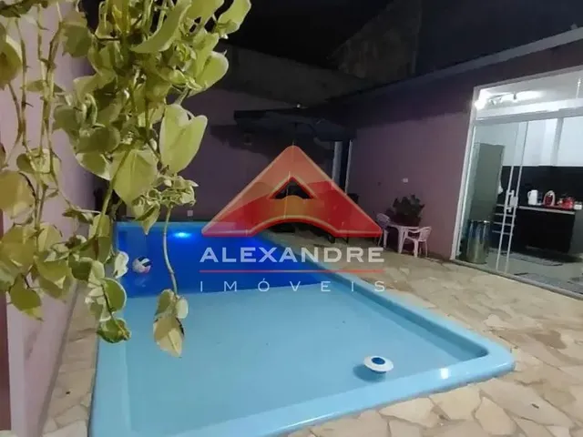 Casa com 184m² 3 quartos e 1 banheiro, à venda, no bairro Jardim das Flores em São José Dos Campos
