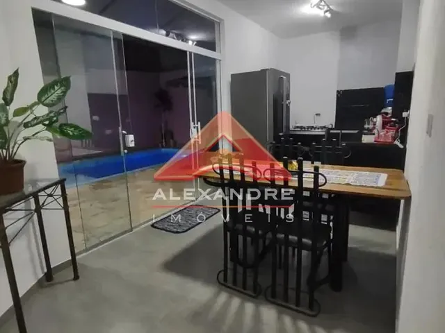 Casa com 184m² 3 quartos e 1 banheiro, à venda, no bairro Jardim das Flores em São José Dos Campos