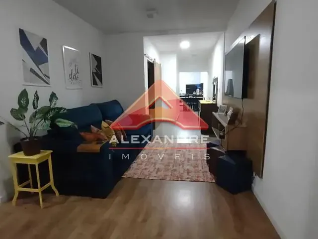 Casa com 184m² 3 quartos e 1 banheiro, à venda, no bairro Jardim das Flores em São José Dos Campos